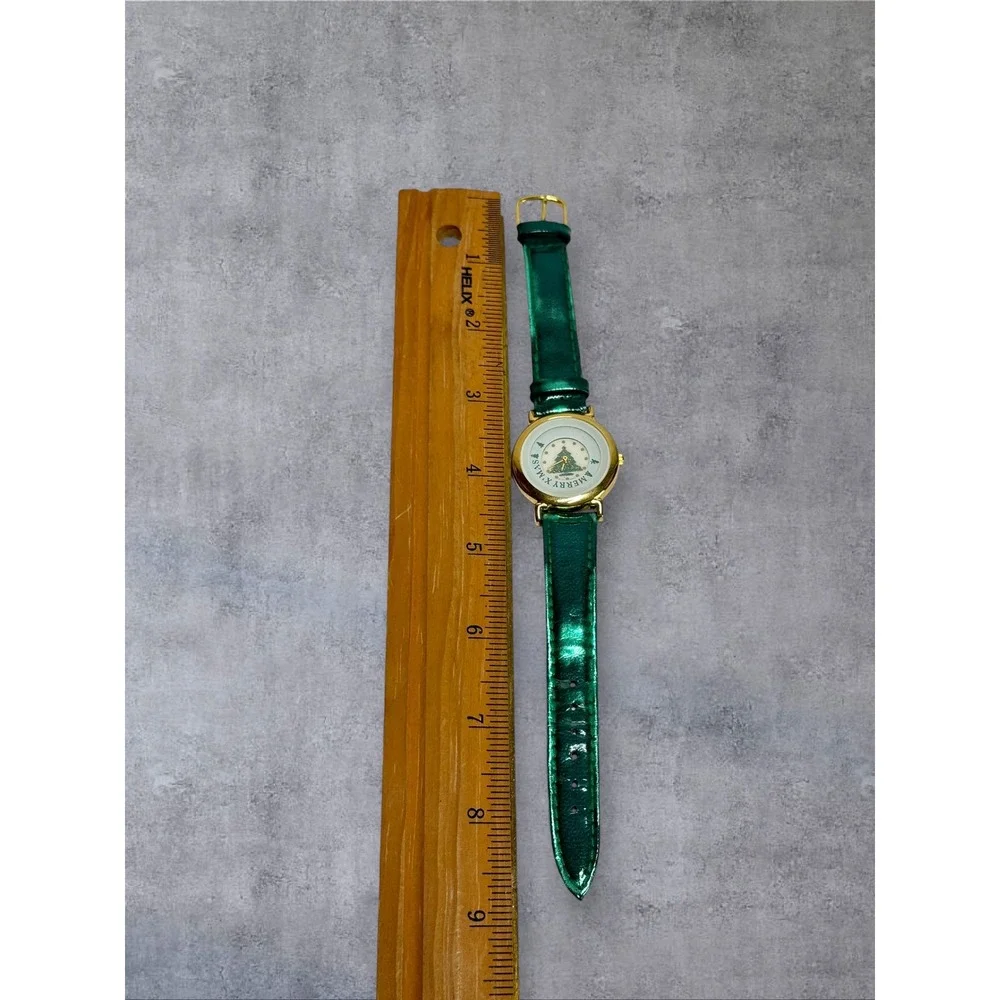 Kitch Fun Christmas Tree Watch Green Gold Vintage Rotating Hand